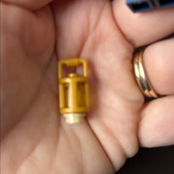 LEGO Minifigure with Orange Jacket and Yellow lantern - Picture 2 of 3